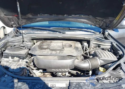 2017 Jeep Grand Cherokee Laredo 4X4 z USA, uszkodzony, nr VIN 1C4RJFAG7HC773951